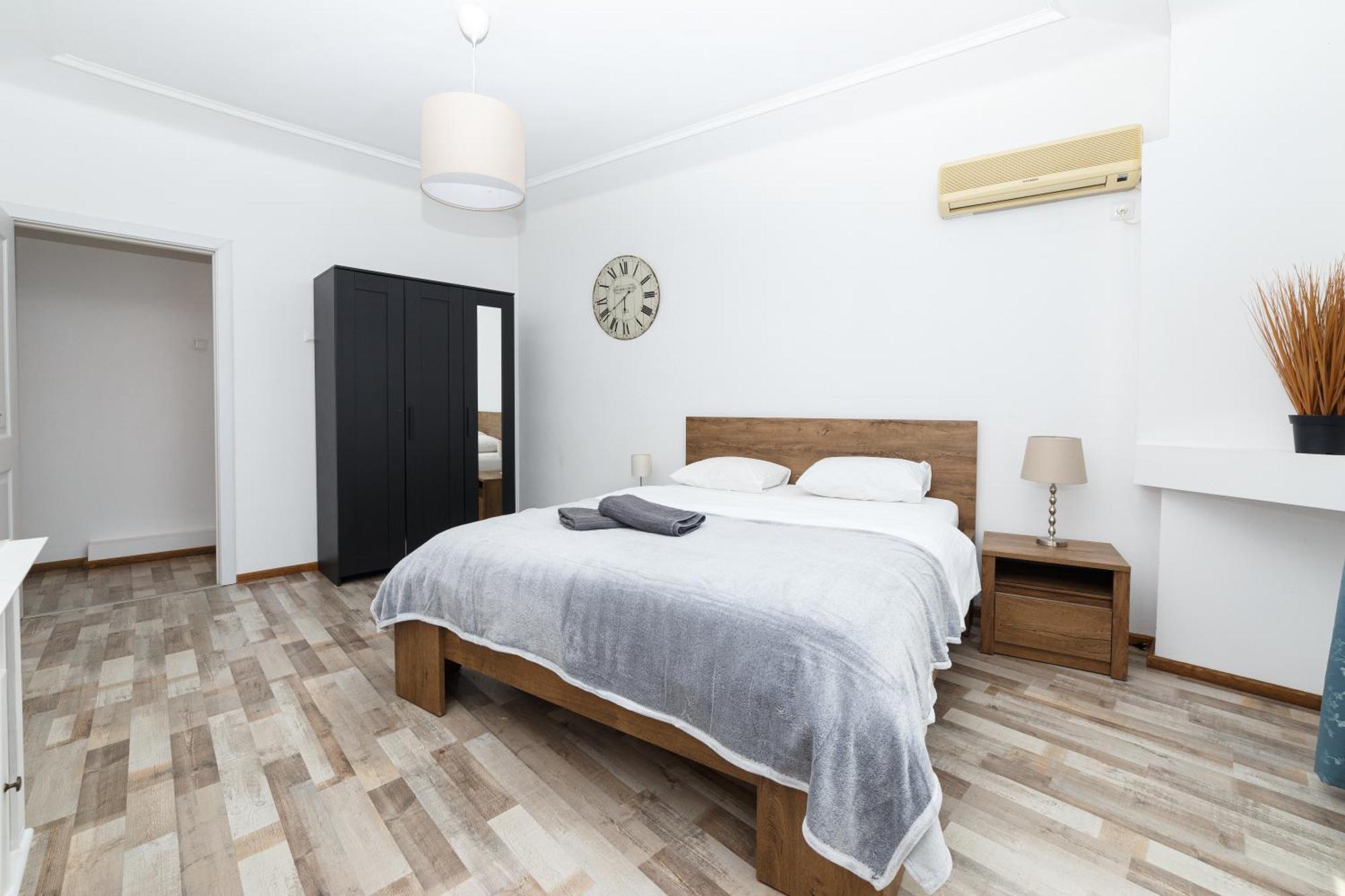 Color Apartments Blanari Street Bucureşti Eksteriør bilde