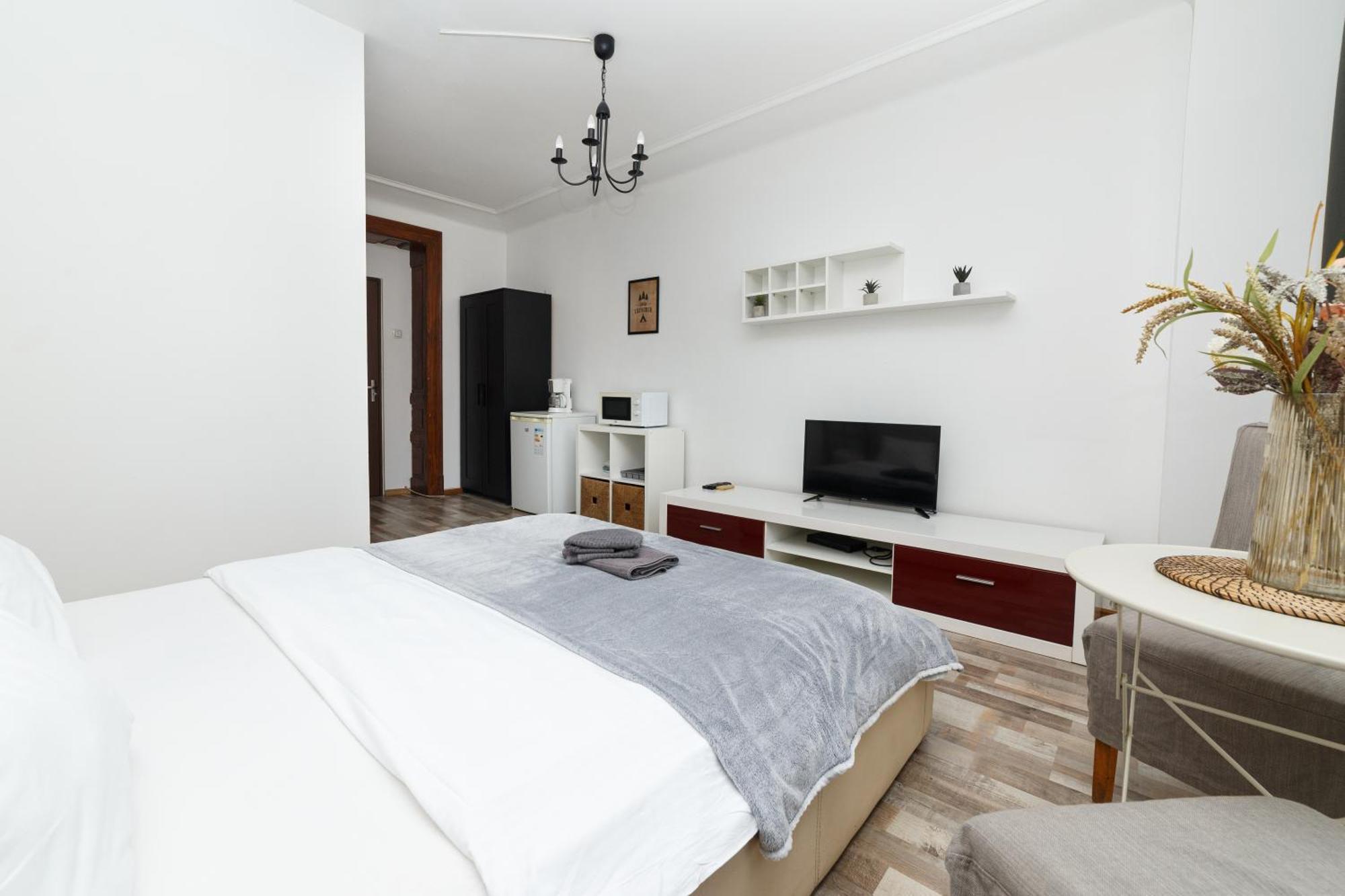 Color Apartments Blanari Street Bucureşti Eksteriør bilde
