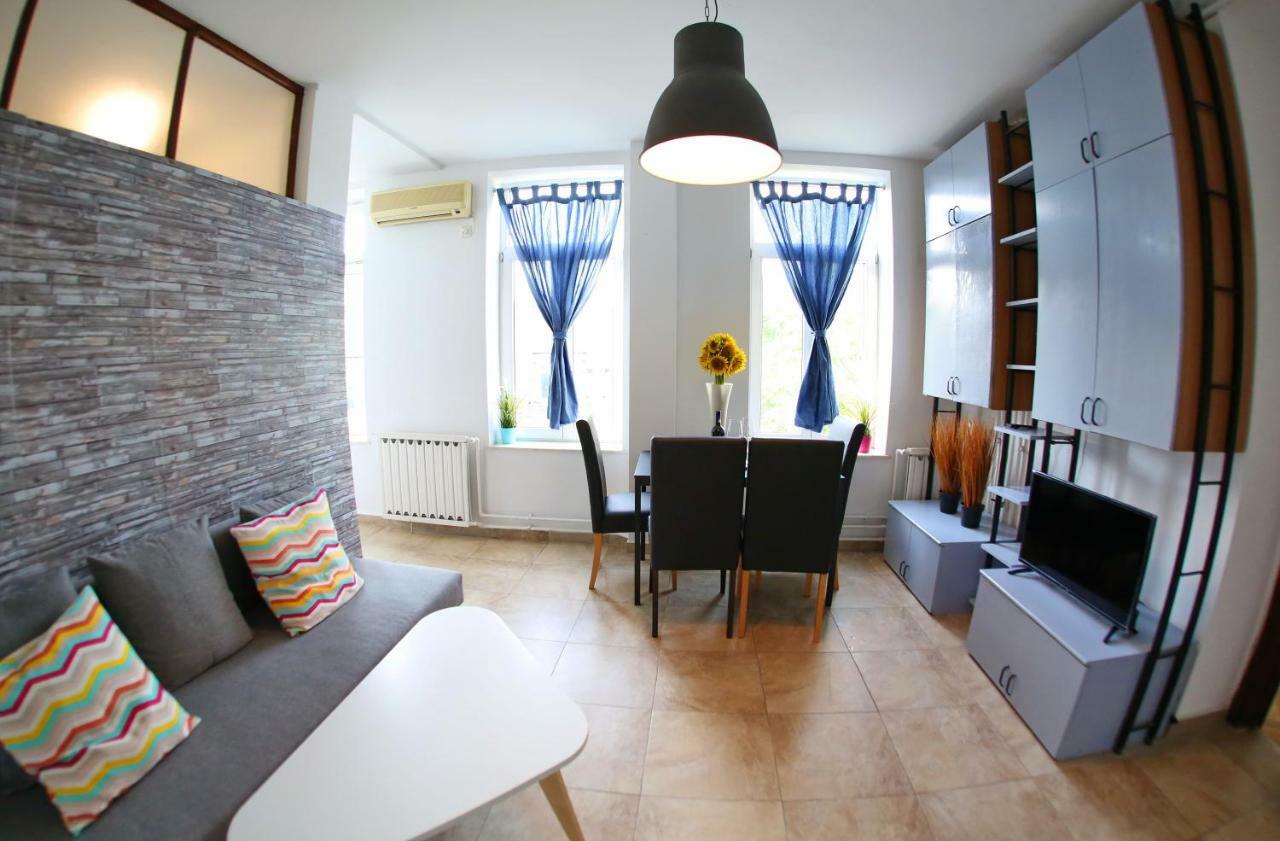 Color Apartments Blanari Street Bucureşti Eksteriør bilde